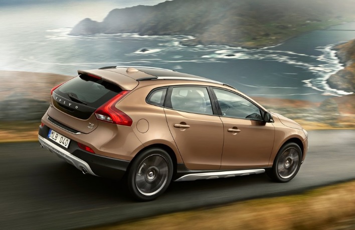 2017 Volvo V40 Cross Country 1.5 T3 152 HP Advance Geartronic Özellikleri - arabayakit.com