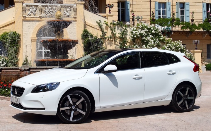 2019 Volvo V40 1.5 T3 152 HP Inscription GearTronic
