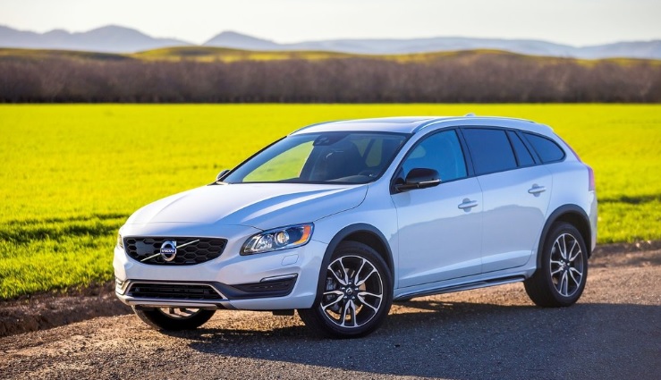 2017 Volvo V60 1.5 T3 152 HP R-Design Plus Geartronic