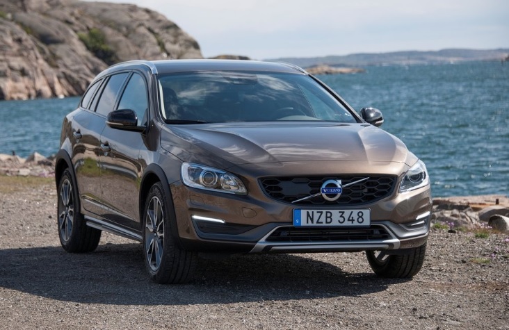 2017 Volvo V60 1.5 T3 152 HP R-Design Plus Geartronic