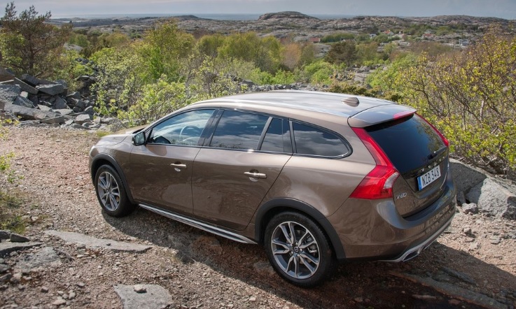 2017 Volvo V60 1.5 T3 152 HP R-Design Plus Geartronic