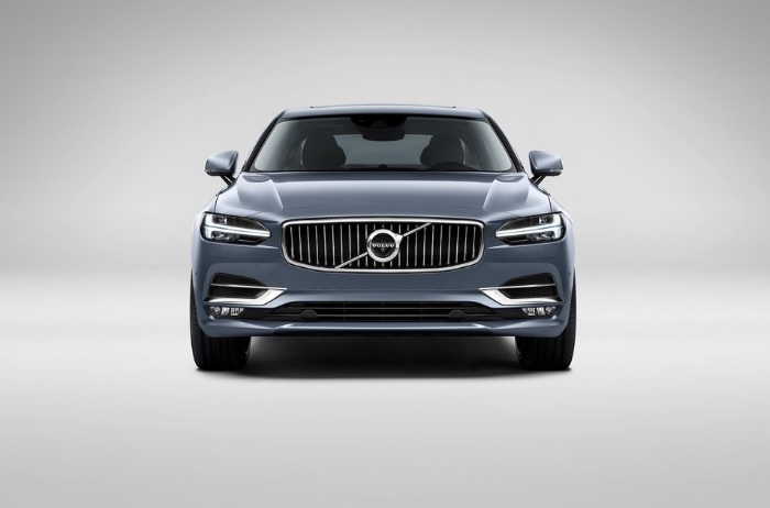 2020 Volvo S90 2.0 D5 AWD 235 HP Momentum Plus Geartronic Özellikleri - arabayakit.com