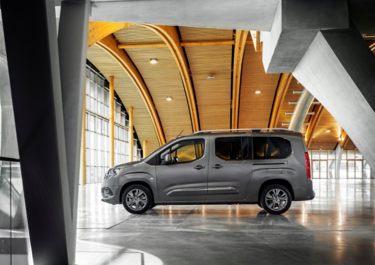 2022 Toyota Proace City 1.5 D 130 HP Passion X-Pack AT