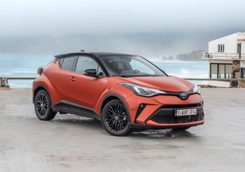 2023 Toyota C-HR 1.8 Hybrid 98 HP Passion X-Pack e-CVT