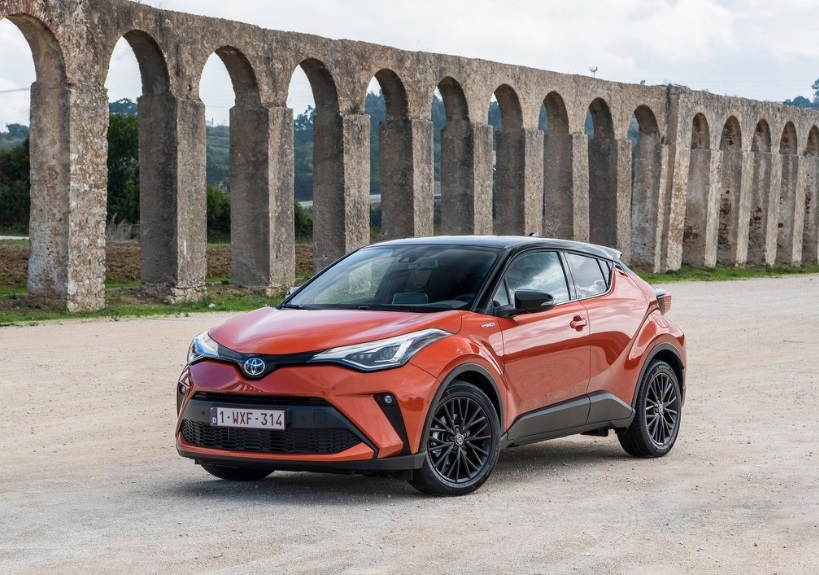 2023 Toyota C-HR 1.8 Hybrid 98 HP Passion X-Pack e-CVT