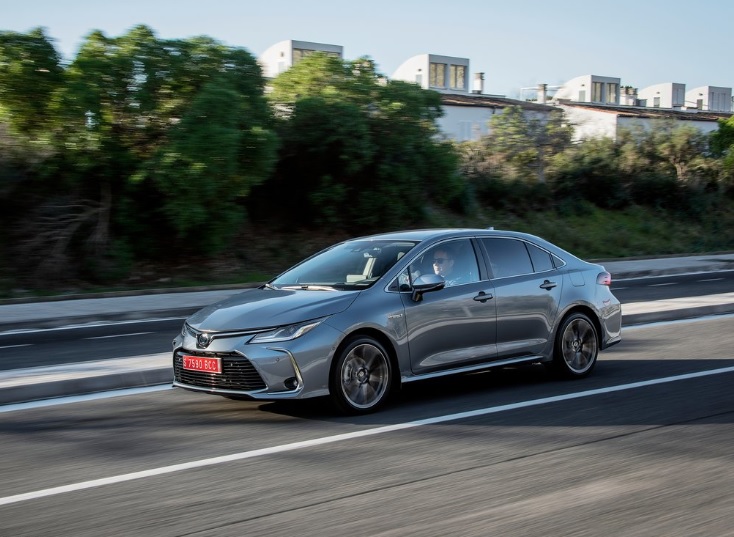 2022 Toyota Corolla 1.8 Hibrit 97 Beygir Flame e-CVT Teknik Verileri