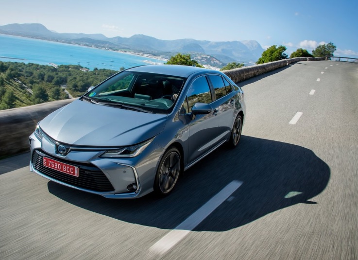 2022 Toyota Corolla 1.5 123 HP Flame Multidrive S