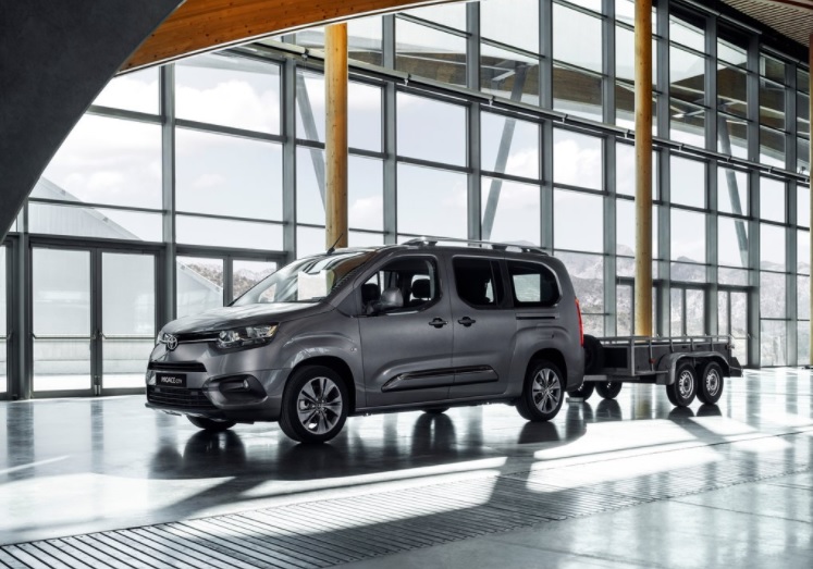 2021 Toyota Proace City 1.5 D 130 HP Flame X-Pack AT