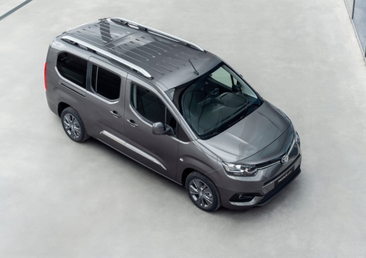 2023 Toyota Proace City 1.5 D 130 HP Flame X-Pack AT Özellikleri - arabayakit.com