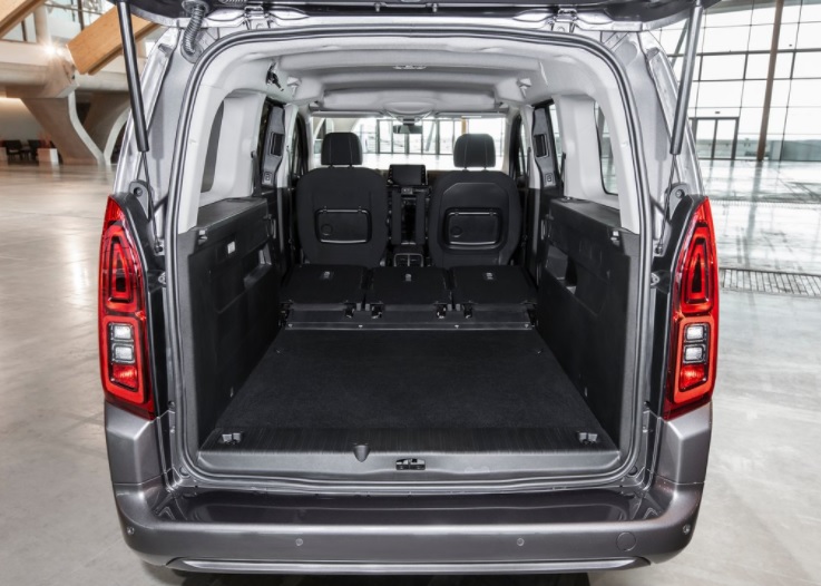2023 Toyota Proace City 1.5 D 130 HP Flame X-Pack AT
