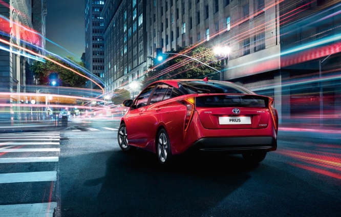 2018 Toyota Prius 1.8 Premium 2018 Toyota Prius 1.8 122 Beygir Premium e-CVT Teknik Verileri