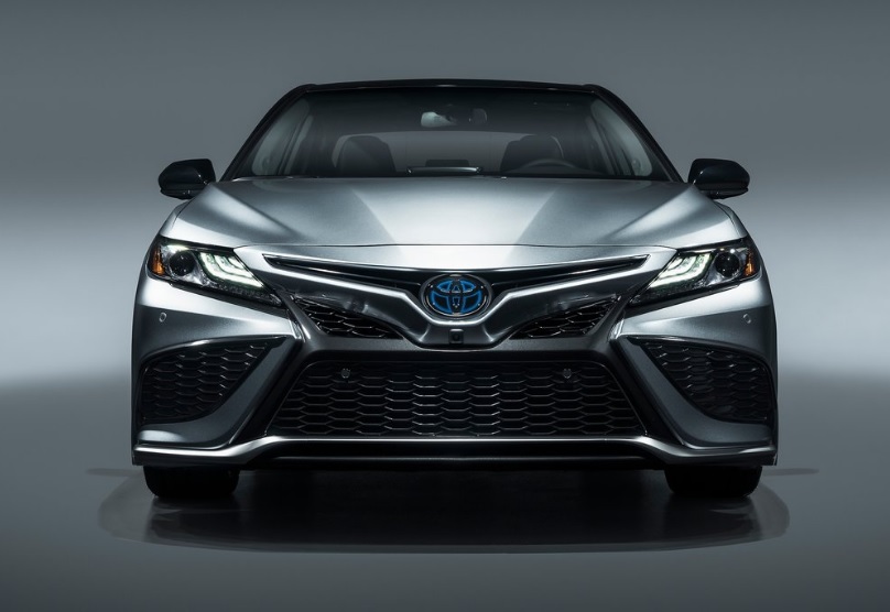 2022 Toyota Camry 2.5 Hybrid 218 HP Passion e-CVT Özellikleri - arabayakit.com