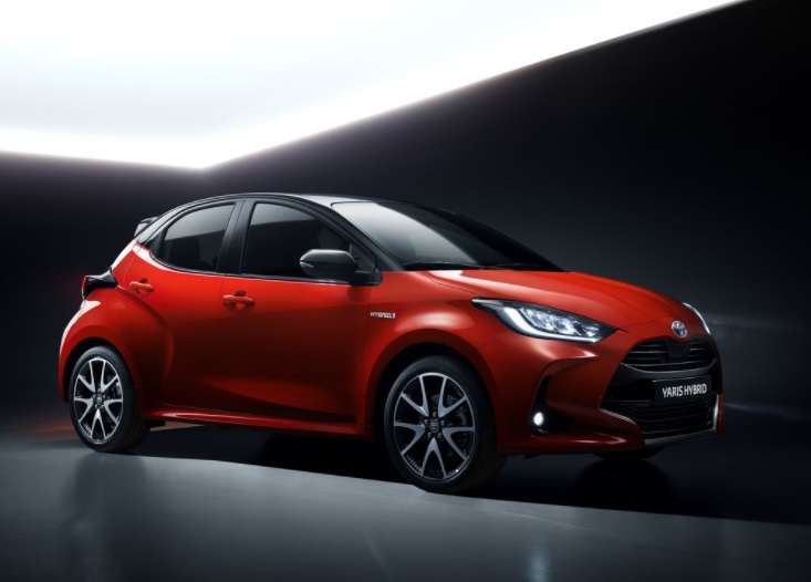 2020 Toyota Yeni Yaris 1.5 125 HP Flame Multidrive S
