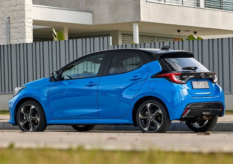 2024 Toyota Yaris 1.5 Hibrit 130 Beygir Passion X-Pack e-CVT Teknik Verileri