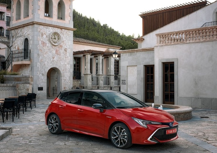 2020 Toyota Corolla HB 1.2 Turbo 116 HP Flame X-Pack Multidrive S