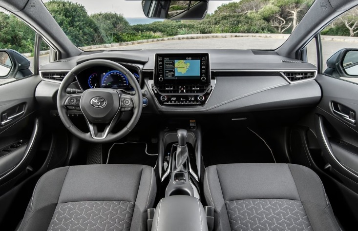 2020 Toyota Corolla HB 1.2 Turbo 116 HP Flame X-Pack Multidrive S