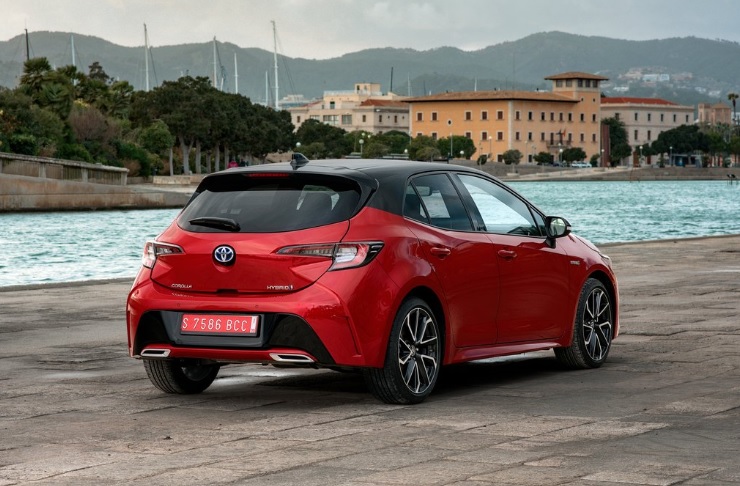 2021 Toyota Corolla HB 1.2 Turbo 116 HP Flame Multidrive S Özellikleri - arabayakit.com