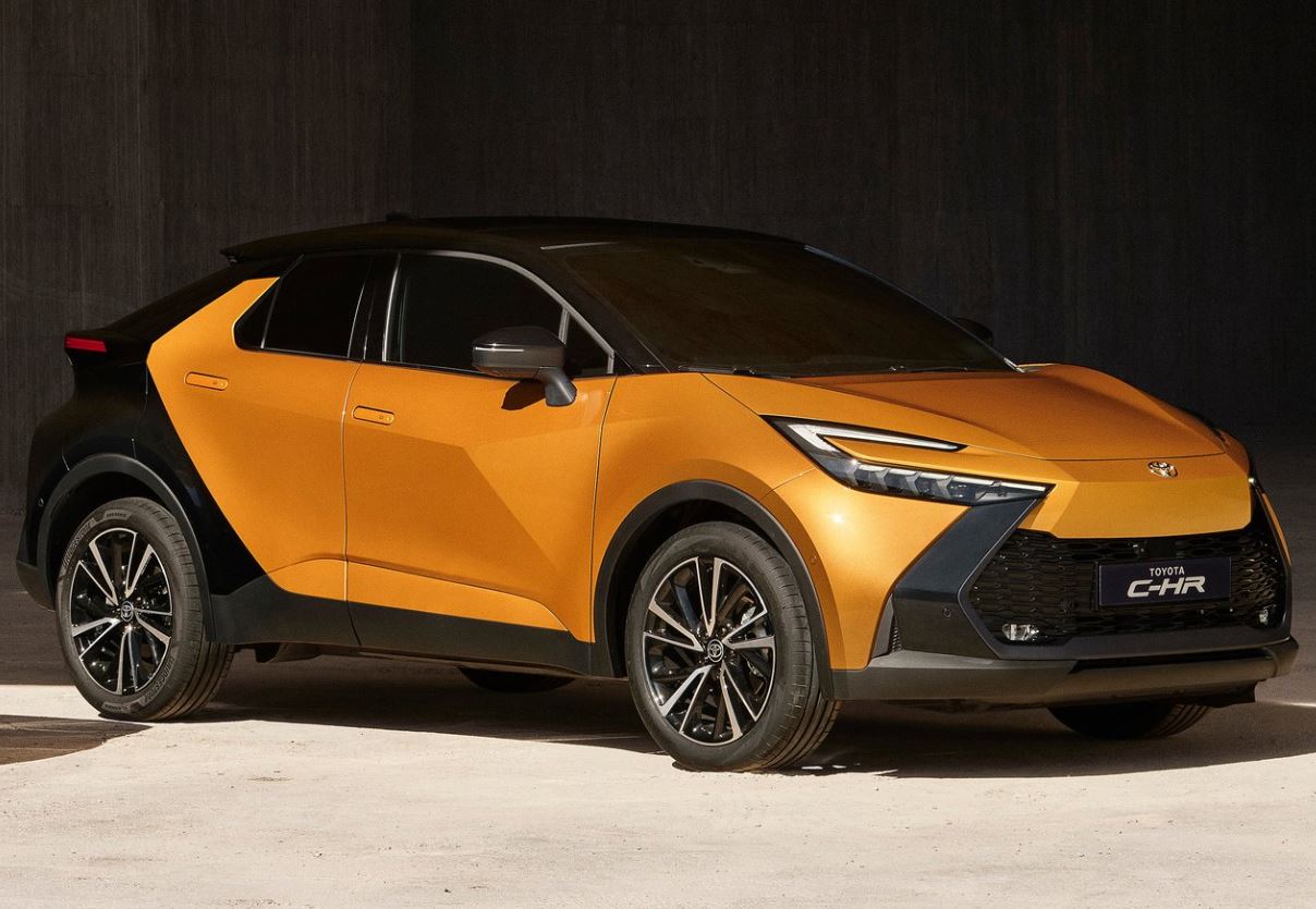 2024 Toyota C-HR 1.8 Hybrid 95 HP Passion X-Sport e-CVT Özellikleri - arabayakit.com
