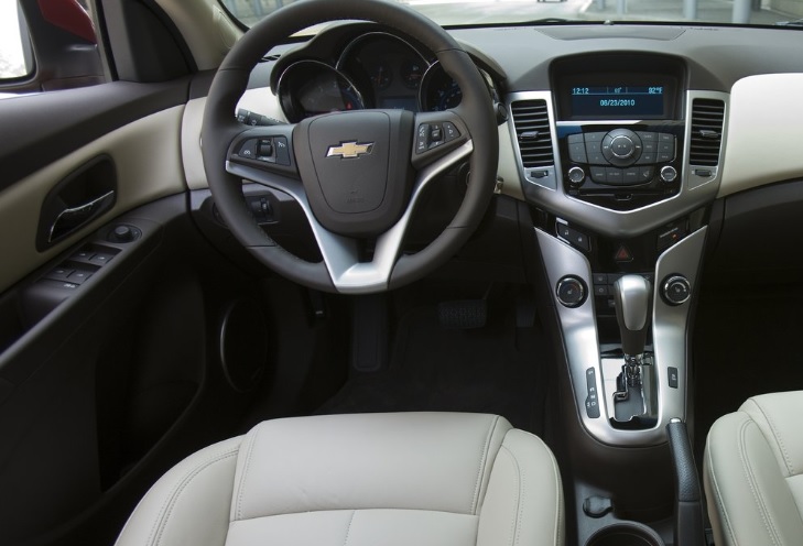 2014 Chevrolet Cruze 1.6 124 HP LT Manuel Özellikleri - arabayakit.com