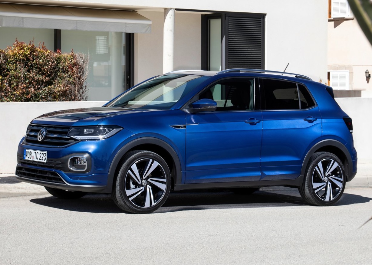 2022 Volkswagen T-Cross 1.0 TSI 110 HP Life Manuel Özellikleri - arabayakit.com