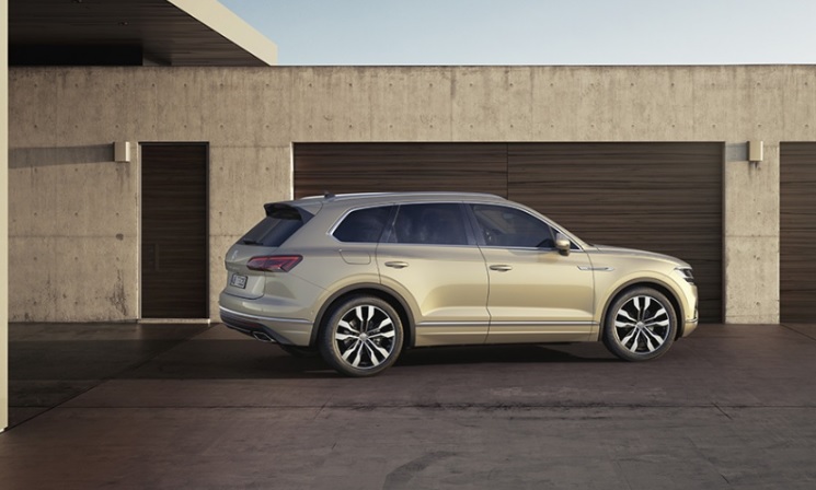 2022 Volkswagen Touareg 3.0 TDI V6 286 HP Elegance Tiptronic Özellikleri - arabayakit.com