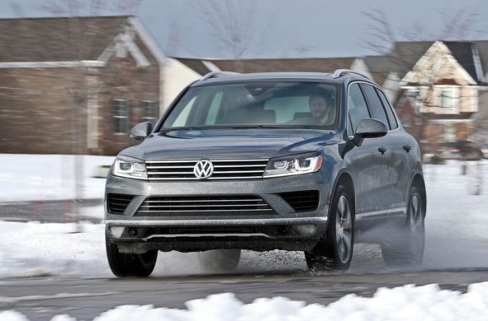 2018 Volkswagen Touareg V6 3.0 TDI 262 HP Premium DSG Özellikleri - arabayakit.com