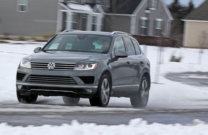2018 Volkswagen Touareg V6 3.0 TDI 262 HP Premium DSG Özellikleri - arabayakit.com