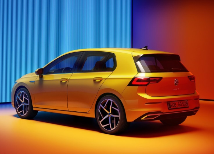 2022 Volkswagen Golf 1.0 eTSI 110 HP Life DSG Özellikleri - arabayakit.com