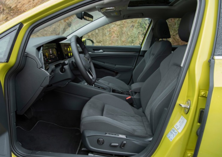 2022 Volkswagen Golf 1.0 eTSI 110 HP Style DSG