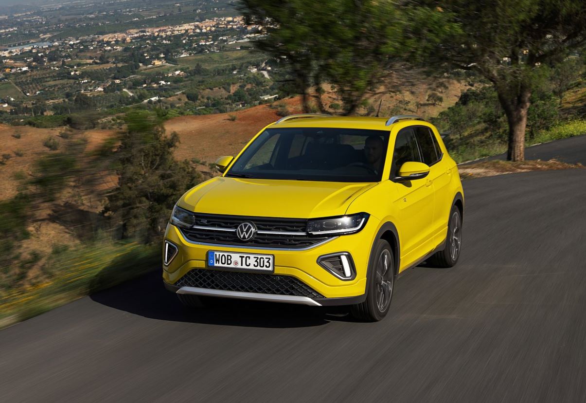 2025 Volkswagen T-Cross 1.0 TSI 115 HP R-Line DSG Özellikleri - arabayakit.com