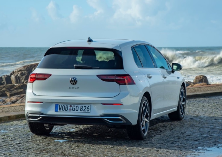 2023 Volkswagen Golf 1.0 eTSI 110 HP Style DSG