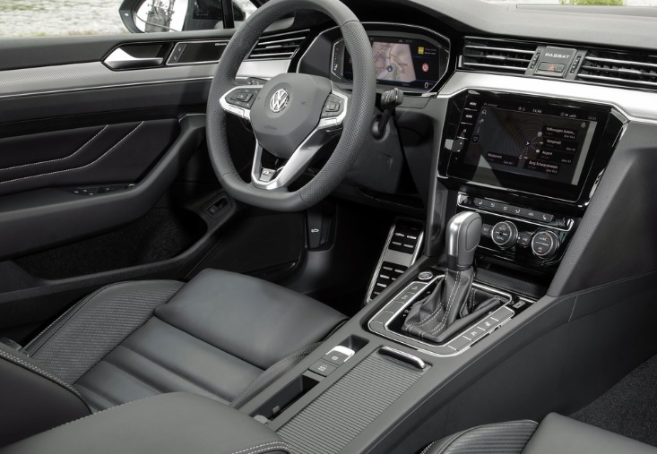 2021 Volkswagen Passat Variant 1.5 TSI ACT 150 HP Business DSG