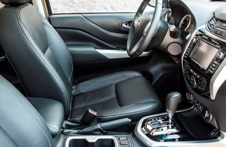 2021 Nissan Navara 2.3 dCi 190 HP Platinum AT