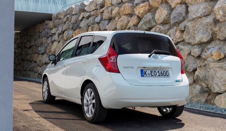 2016 Nissan Note 1.5 dCi 90 HP Platinum Manuel Özellikleri - arabayakit.com