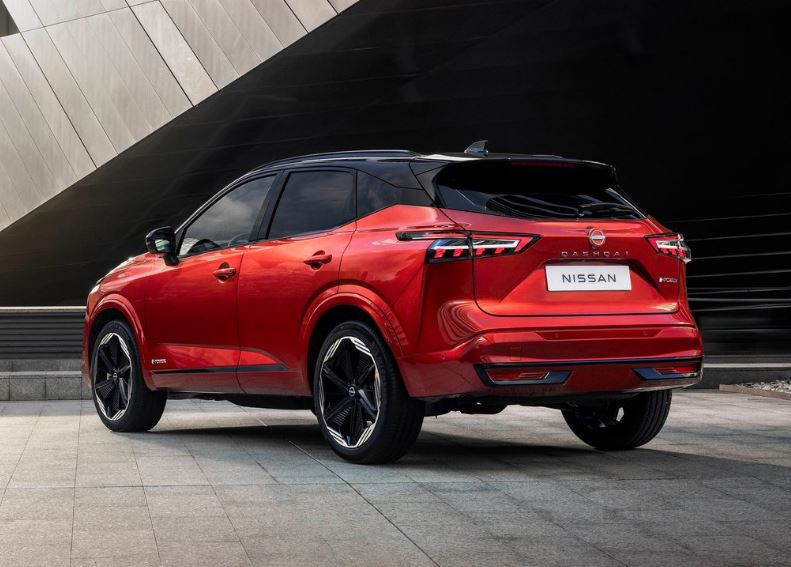 2025 Nissan Qashqai 1.3 DIGT 158 HP Platinum CVT Özellikleri - arabayakit.com