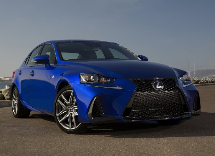 2020 Lexus IS 300h 2.5 223 HP Comfort e-CVT