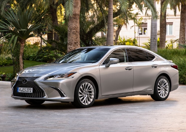 2020 Lexus ES 300h 2.5 218 HP Business e-CVT Özellikleri - arabayakit.com