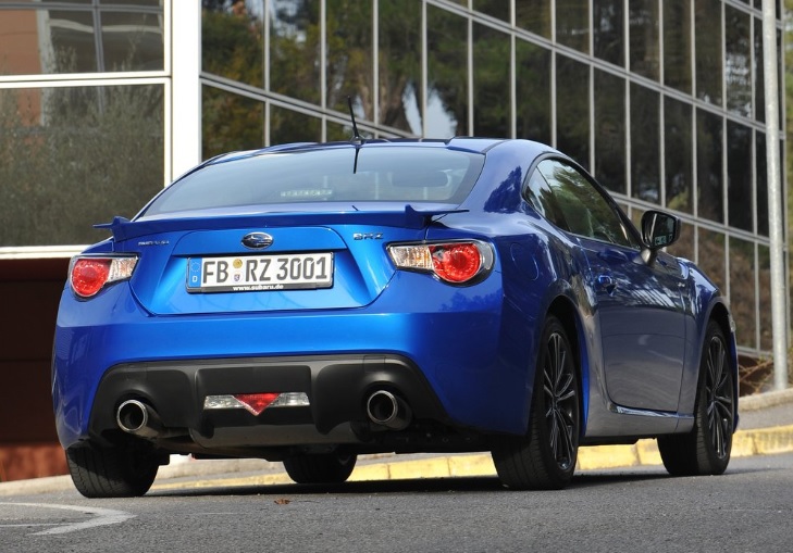 2017 Subaru BRZ 2.0 200 HP Premium AT Özellikleri - arabayakit.com