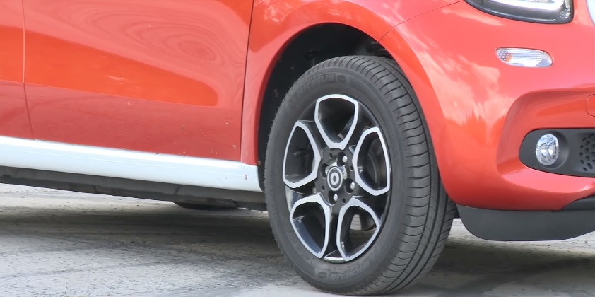 2018 Smart Forfour 1.0 71 HP Twinmatic DCT Özellikleri - arabayakit.com