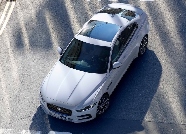 2020 Jaguar XE 2.0 D180 180 HP R-Dynamic S AT