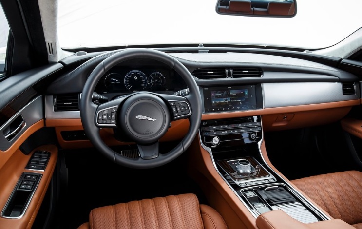 2017 Jaguar XF 2.0 D 180 HP Prestige Plus Otomatik Özellikleri - arabayakit.com
