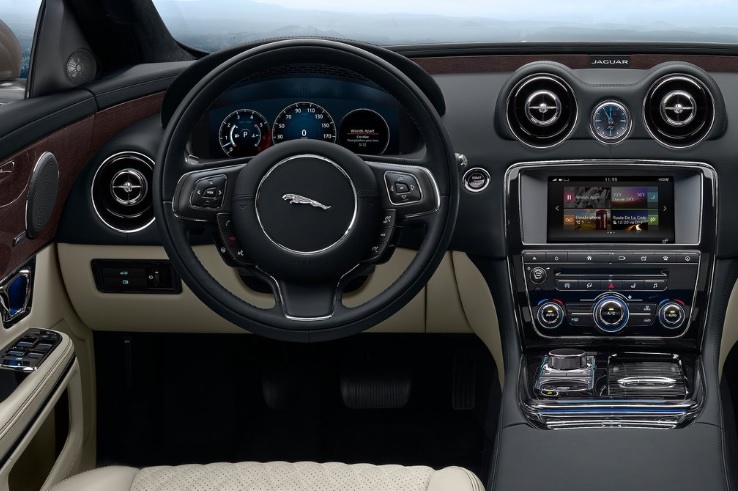2017 Jaguar XJ 3.0 D 300 HP XJ AT