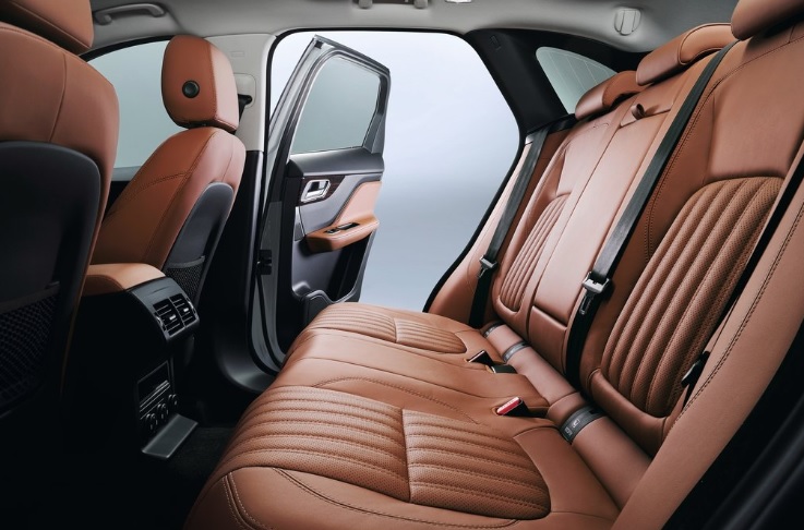 2018 Jaguar F-Pace 2.0 D 180 HP F-Pace AT