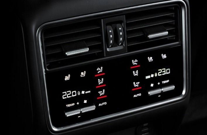2018 Porsche Cayenne 4.8 V8 550 HP Cayenne Otomatik