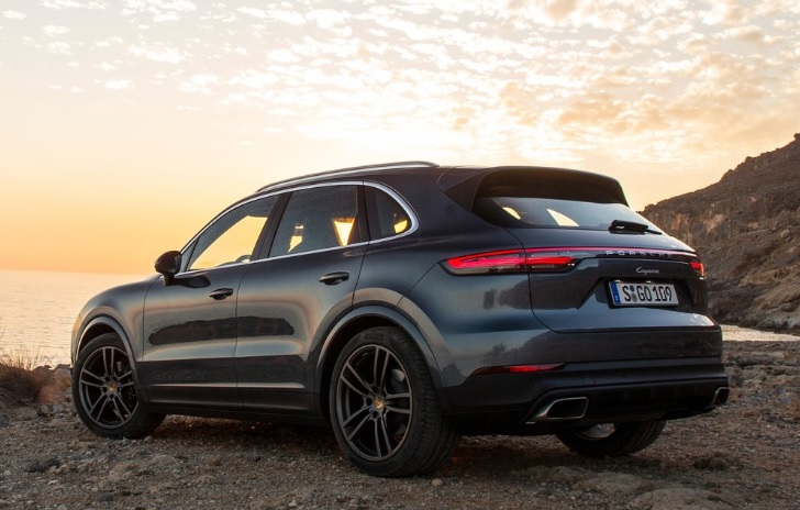 2018 Porsche Cayenne 4.8 V8 550 HP Cayenne Otomatik
