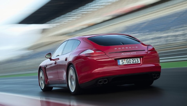 2014 Porsche Panamera 4.8 430 HP GTS Otomatik