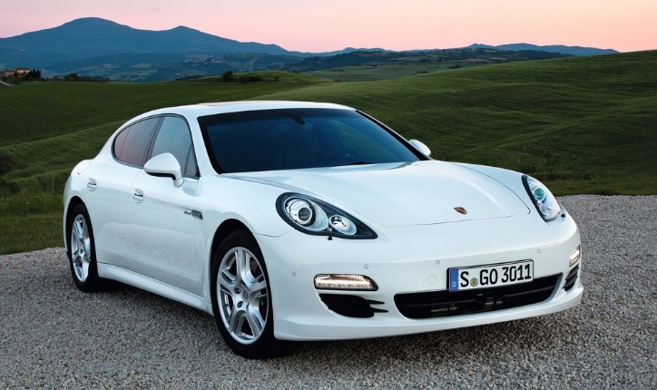 2014 Porsche Panamera 4.8 430 HP GTS Otomatik