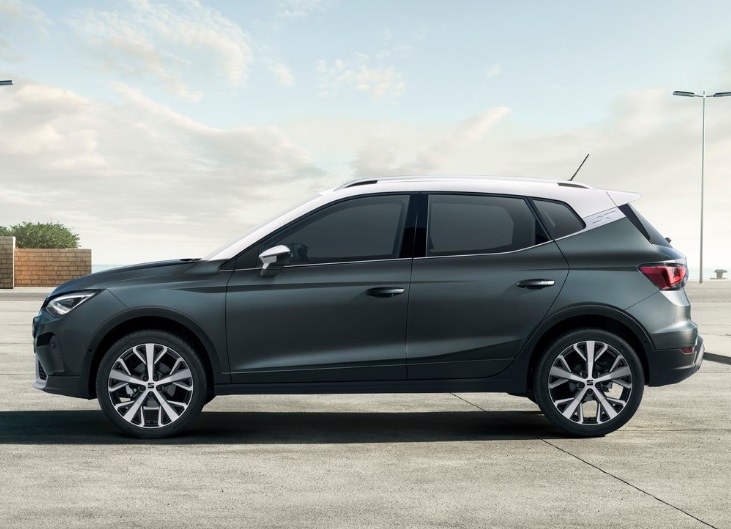 2025 Seat Arona 1.0 EcoTSI 115 HP Style DSG Özellikleri - arabayakit.com