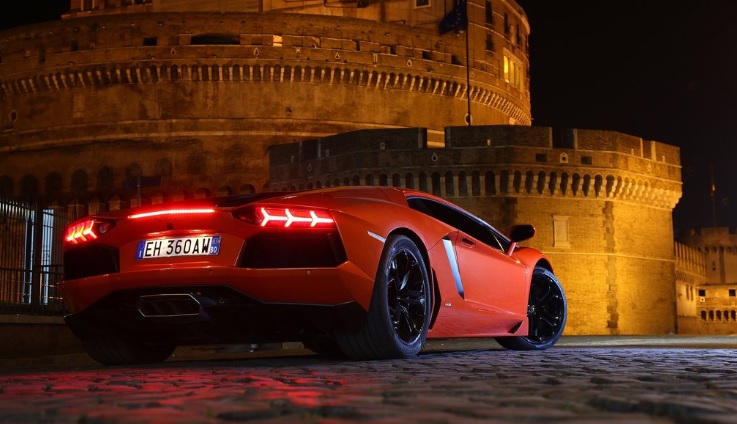 2014 Lamborghini Aventador 6.5 V12 700 HP LP Manuel