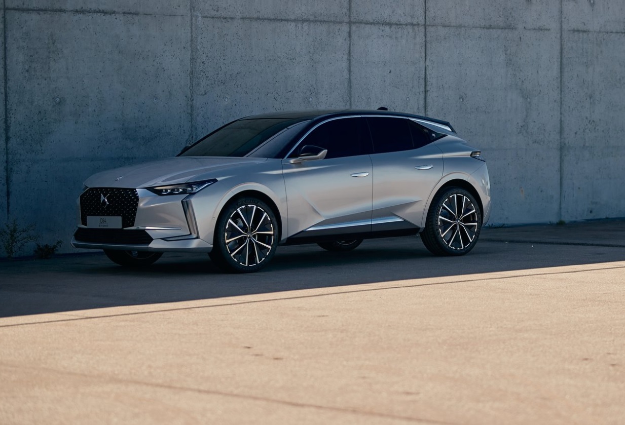 2023 DS DS 4 1.5 BlueHDI 130 HP Trocadero EAT8